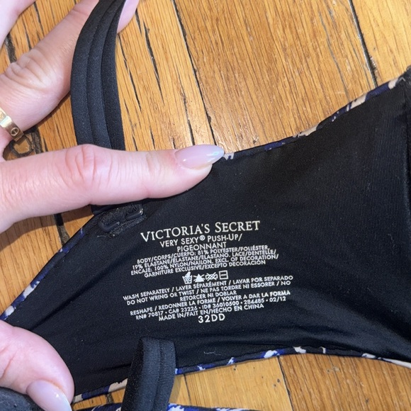 Victoria secret bra - Picture 3 of 3